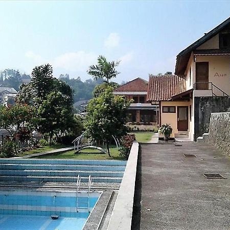 Villa Tunas Alam Mutiara Puncak Exterior foto