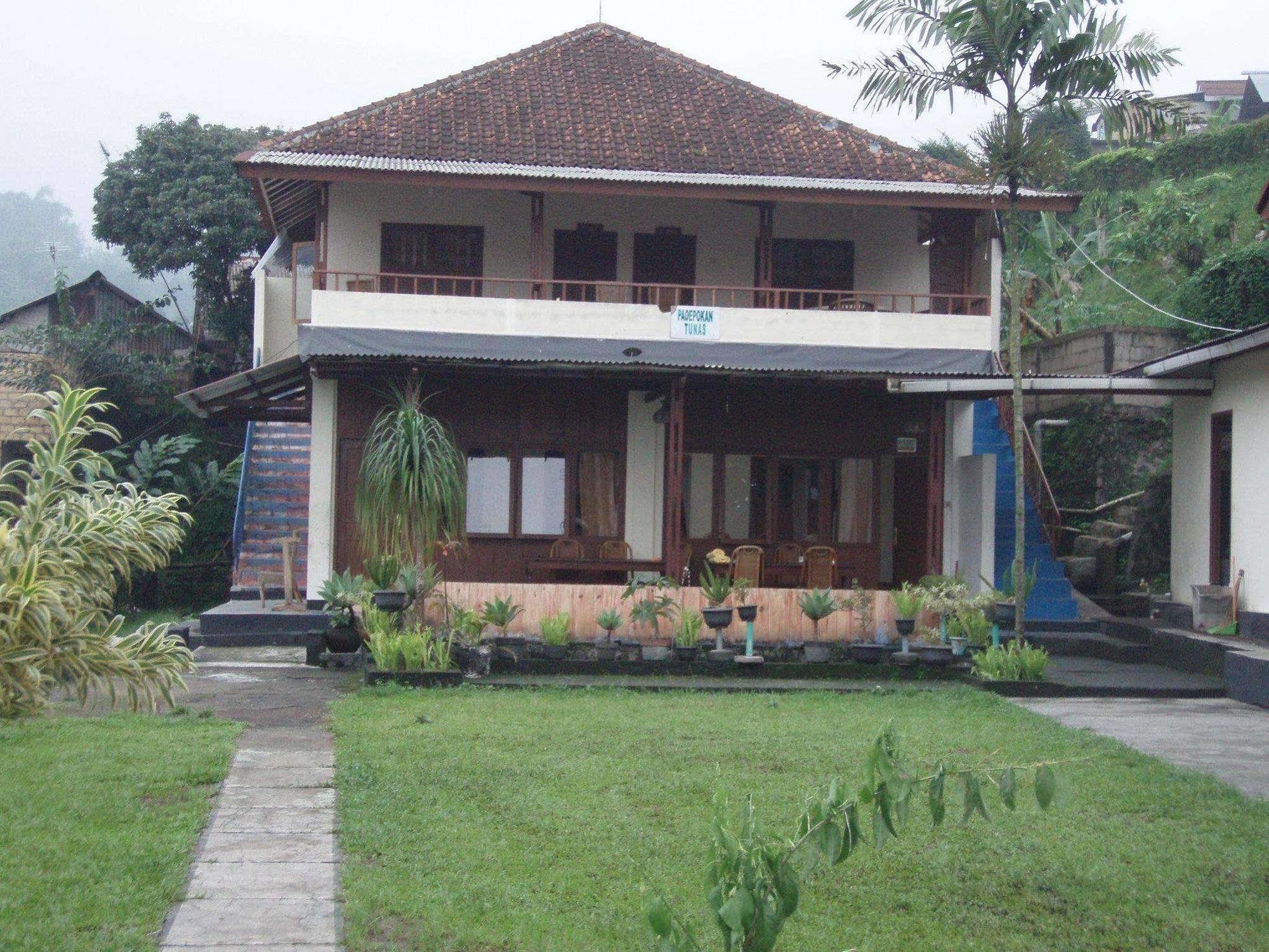 Villa Tunas Alam Mutiara Puncak Exterior foto